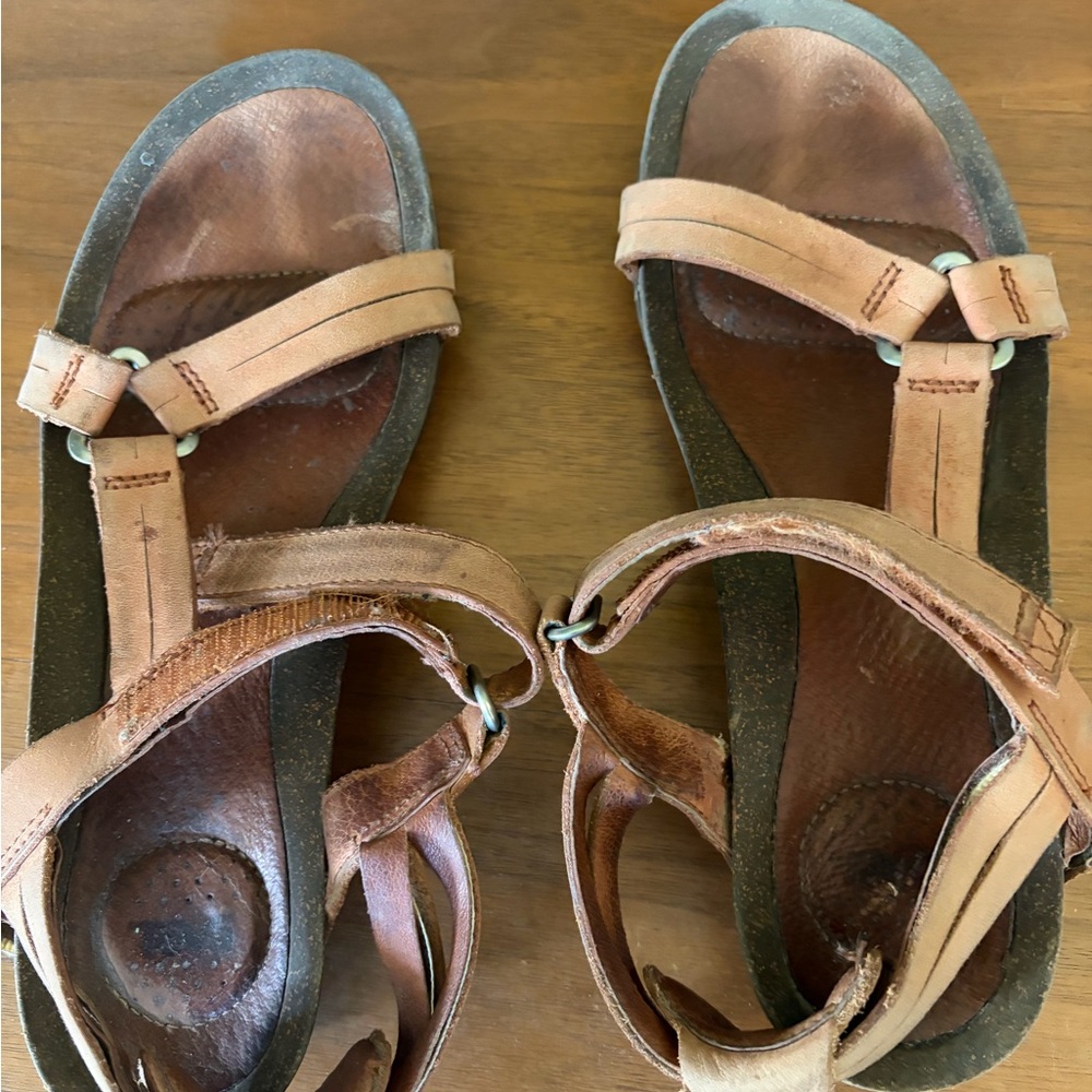 Teva Women's Tan Leather Sandals